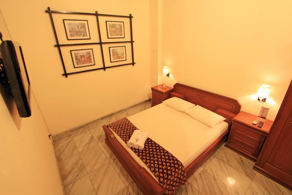 D Ajenk Boutique Guesthouse Kejayan Rum bild